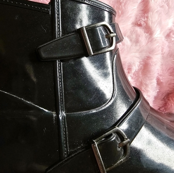 Cougar Women's Black Royale Hand Made Ankle-High Rain Boots Size 10 - Picture 6 of 12